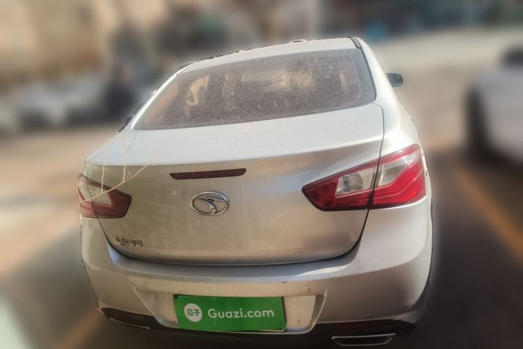 Used Soueast V5 Lingzhi 2014 1.5L Manual Luxury Model Rear