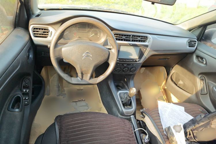 Used Citroen Elysee 2015 Zhishang Edition 1.6L Manual Fashion Model