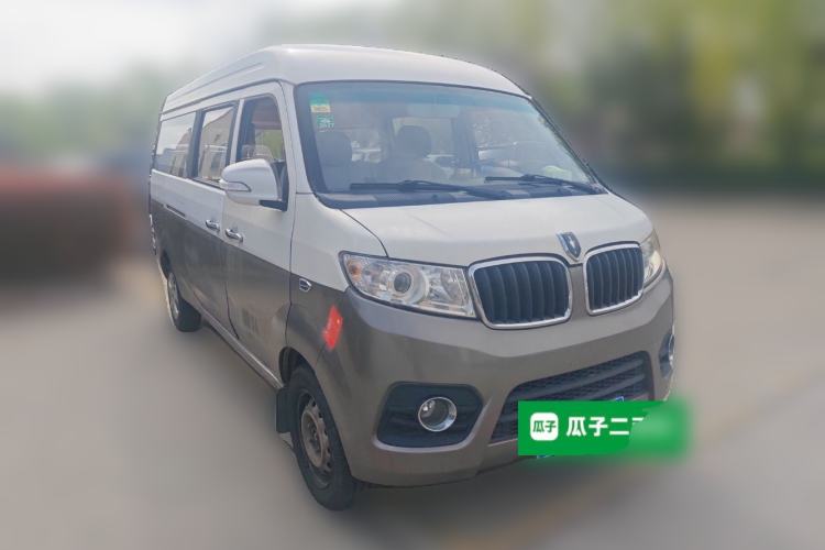 Used Jinbei New Hiace X30L 2016 1.5L Wealth Edition DLCG14 Front Right 45 Deg