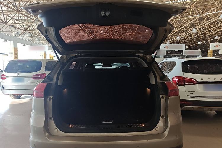 Used Geely Auto Emgrand X7 Sport 2016 1.8TD Automatic All-Wheel-Drive ZhiZun Edition