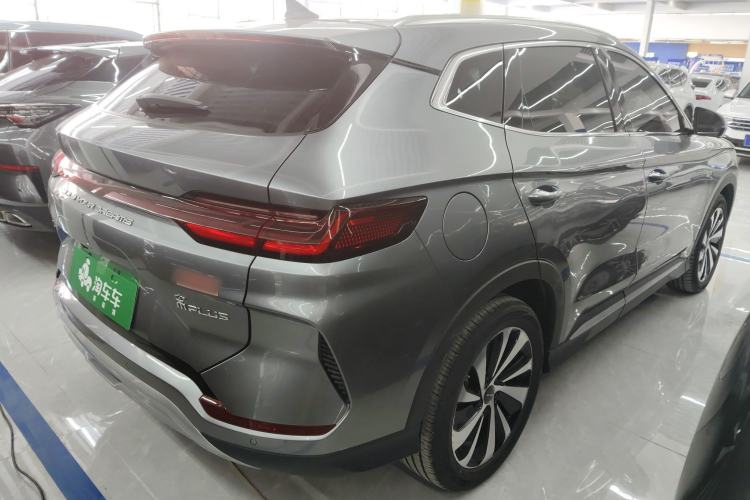 Used BYD Song PLUS New Energy 2024 HONOR Edition DM-i 110km Flagship PLUS
