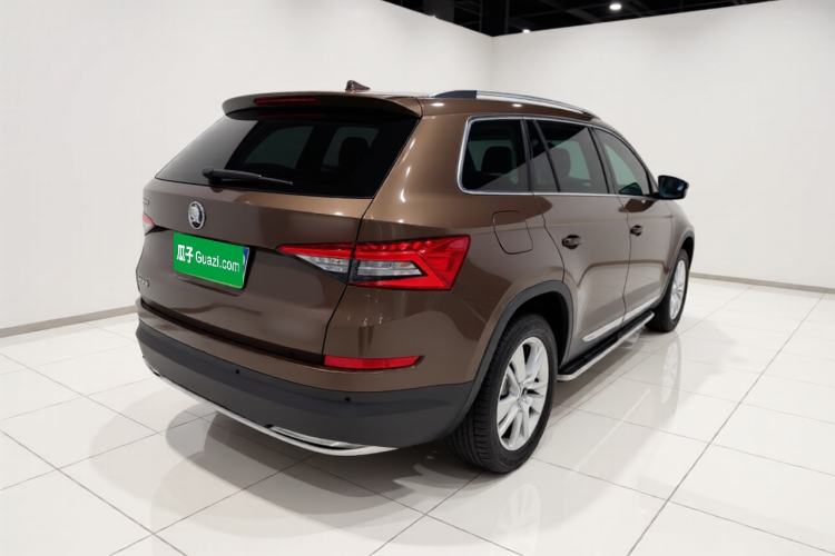 Used Skoda Kodiaq 2017 TSI330 7-Seater Two-Wheel-Drive Luxury Tech Edition
