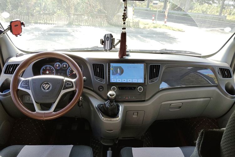 Used Foton Toano 2024 Joyear Multi-Function 2.0T Manual Long-Wheelbase Mid-Roof Model with Single Rear Tire Available in 5/6/7/9-Seater Configurations
