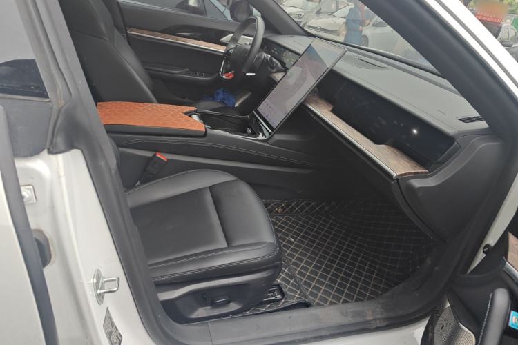 Used NETA S 2024 Revised Version 2 Range-Extended 1060 Lite Edition
