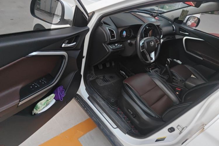 Used HYOSOW S6 2017 1.5T Manual Phantom Joy Model
