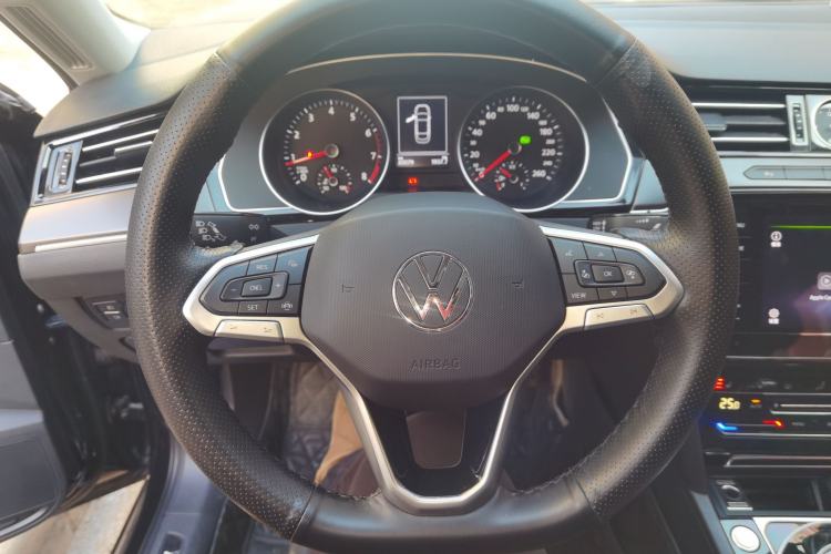 Used Volkswagen Magotan 2020 330TSI DSG Leading Model
