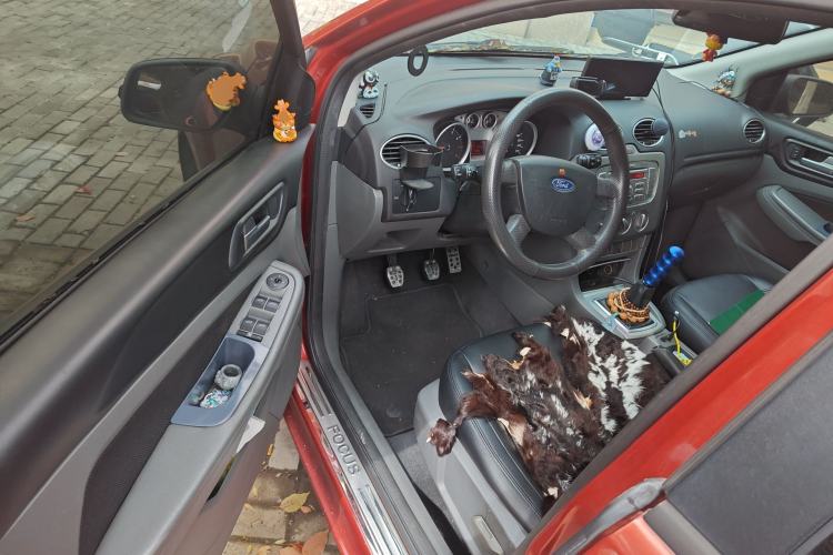 Used Ford Focus 2013 Hatchback Classic 1.8L Manual Base Model