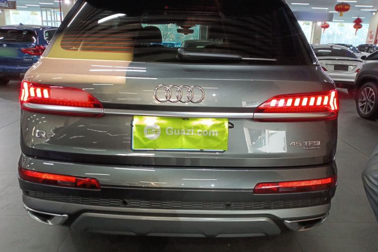 Used Audi Q7 2021 45 TFSI quattro S line Sport model