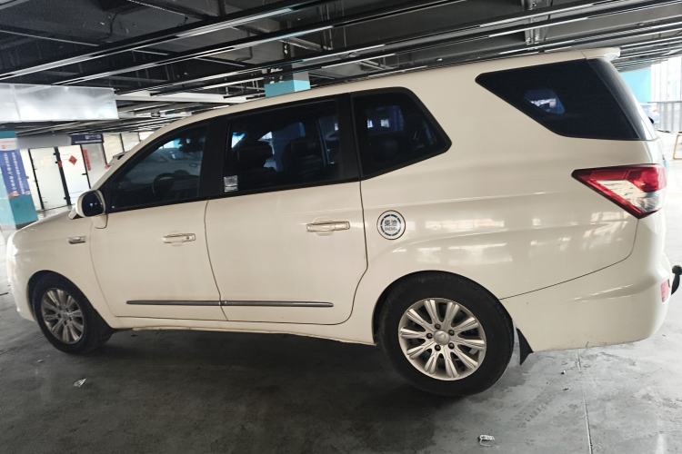 Used SsangYong Rodius 2014 2.0T Diesel Two-Wheel Drive Luxury Navigation Edition
