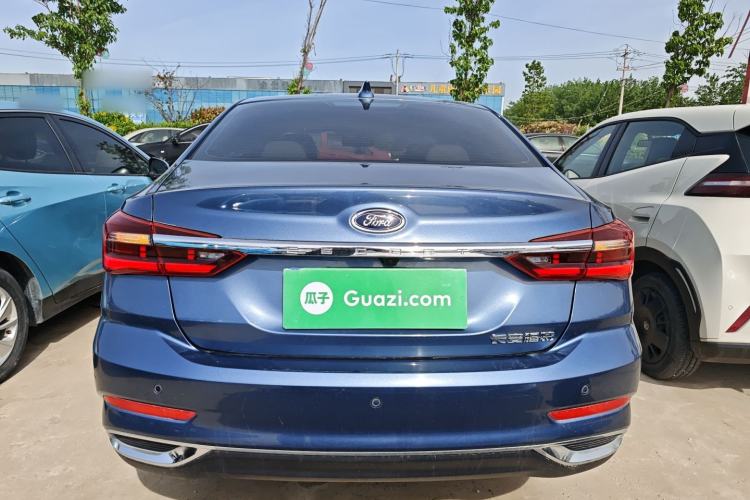 Used Ford Escort 2021 1.5L Automatic Diamond Edition
