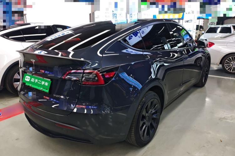 Used Tesla Model Y 2024 Long-Range All-Wheel-Drive Version