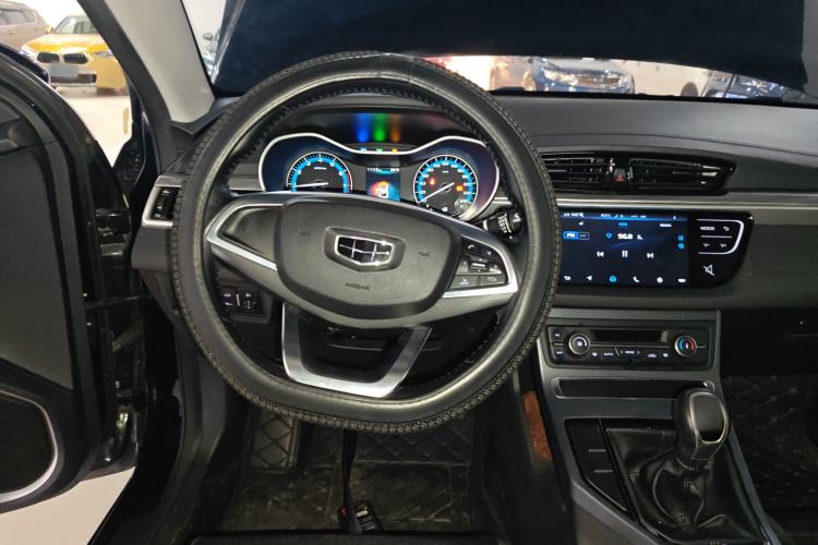 Used Geely Auto Emgrand 2019 Leading Edition 1.5L Manual Luxury Model China VI Standard
