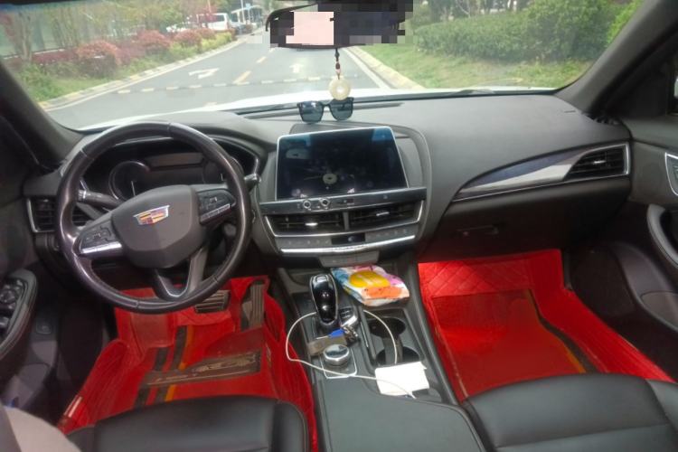 Used Cadillac CT5 2020 28T Fashion Edition Center Console