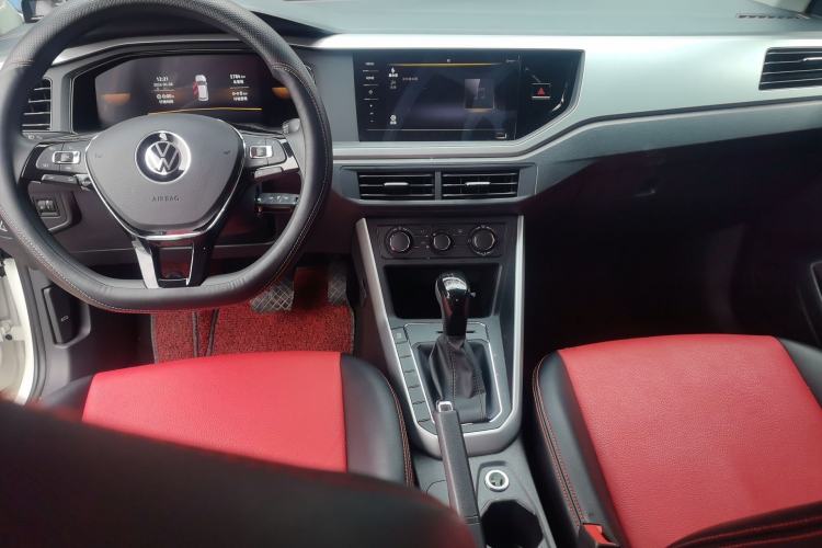 Used Volkswagen Polo 2023 Revised Plus 1.5L Automatic – Enjoy Life Edition Center Console