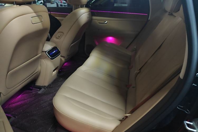 Used Hima AITO M7 2024 1.5T Intelligent Drive 4WD Ultra Version 5 Seats Left Rear Seat