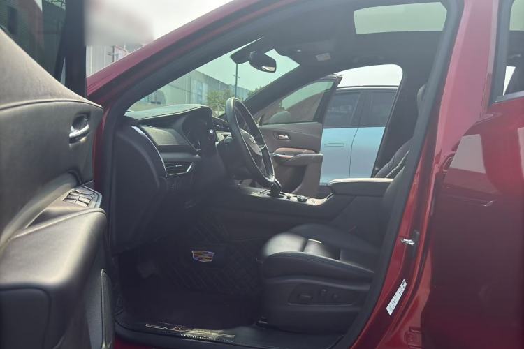 Used Cadillac XT4 2021 28T Two-Wheel Drive Leading Version