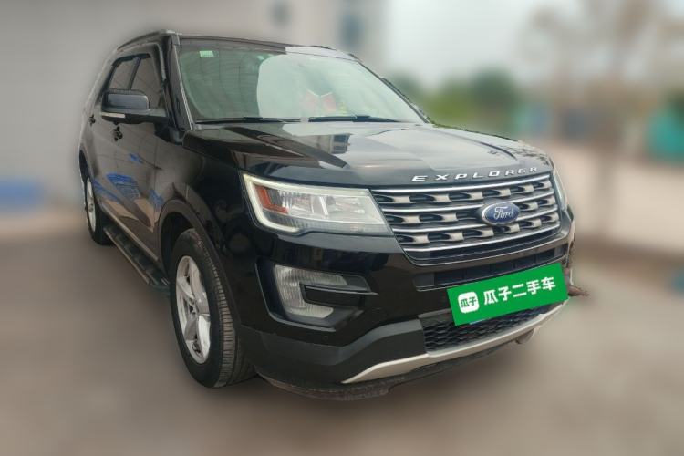 Used Ford Explorer 2016 2.3T Fashion Edition Front Right 45 Deg