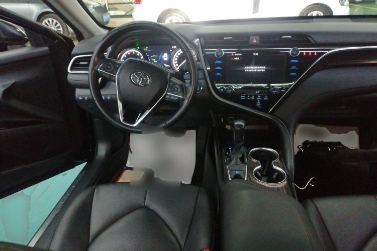 Used Toyota Camry 2019 Revised Version 2.0G Luxury Edition
