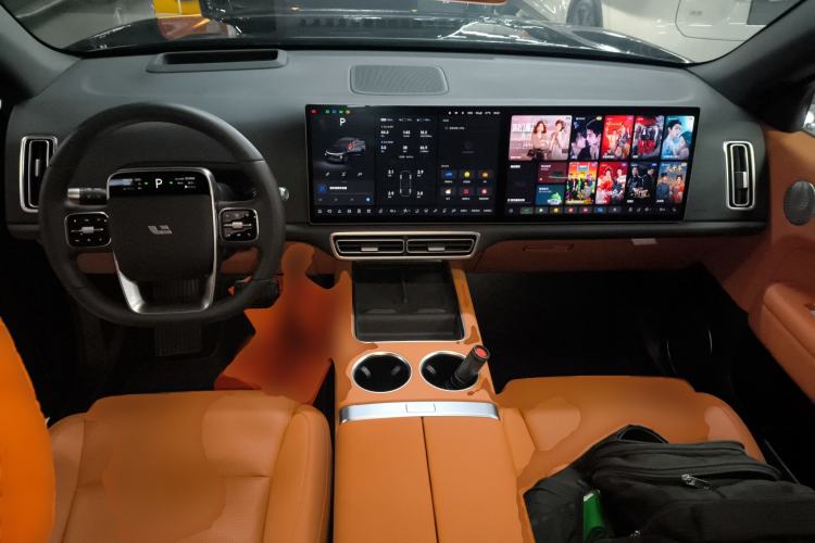 Used Li Auto L6 2025 Pro Smart Refresh Edition Center Console