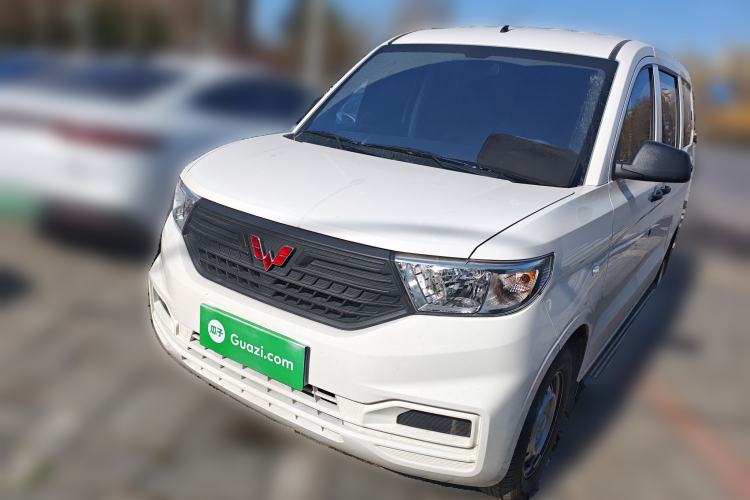 Used Wuling Hongguang V 2022 1.5L Jingqu Edition Electric-Assist LAR