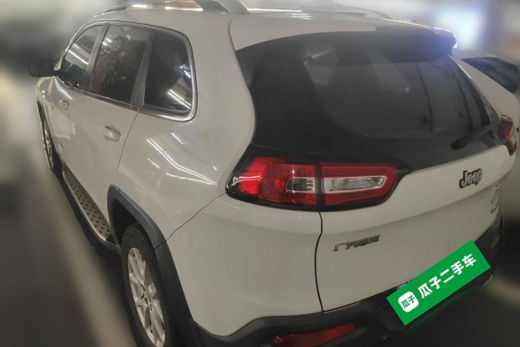 Used Jeep Cherokee 2016 2.4L Leading Edition Rear Left 45 Deg