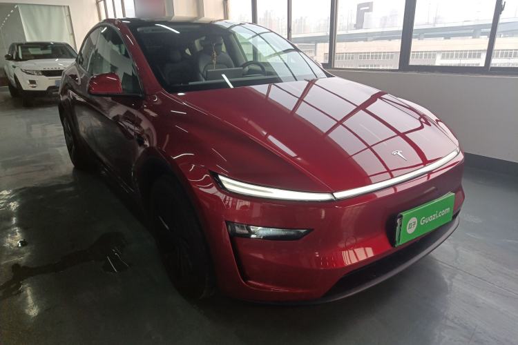 Used Tesla Model Y 2025 Rear-Wheel-Drive Version