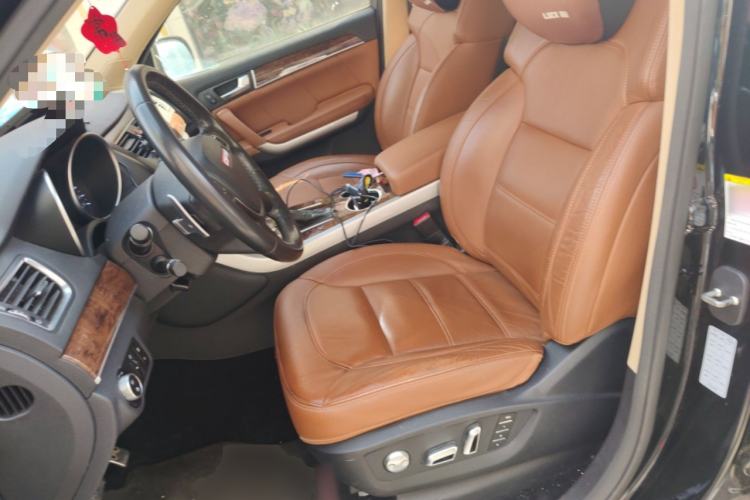 Used Haval H8 2015 2.0T Two-Wheel-Drive Luxury Version Left Front Seat