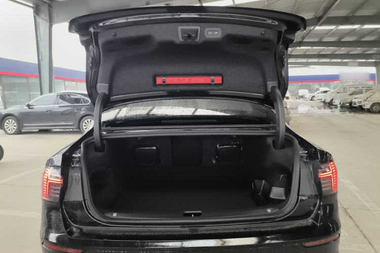 Used Volvo S90 New Energy 2026 Plug-in Hybrid Four-Wheel Drive Long-Range Luxury Smart Edition