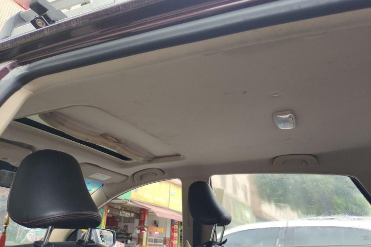 Used Baojun 560 2016 1.8L Manual Luxury Edition