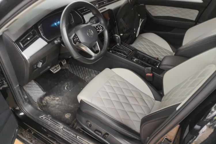 Used Volkswagen Magotan 2023 2 Million Units Commemorative Edition 330TSI DSG Luxury Version
