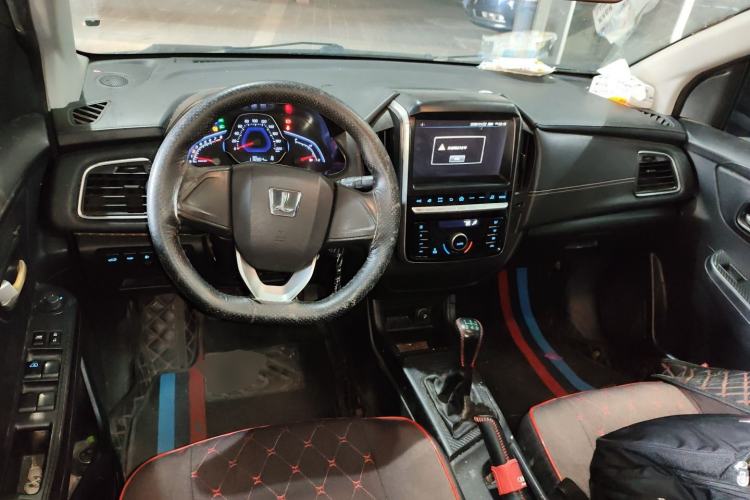 Used Luxgen S3 2016 1.6L Manual Luxury Model with Sunroof
