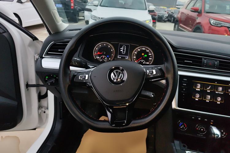 Used Volkswagen Lamando 2021 230TSI DSG Fashion Edition
