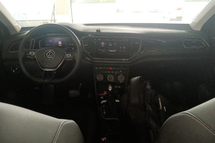 Used Volkswagen T-ROC 2021 280TSI DSG Two-Wheel Drive Comfort Connect Edition