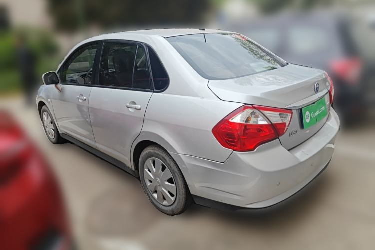 Used Venucia D50 2012 1.6L Manual Comfort Edition Rear Left 45 Deg