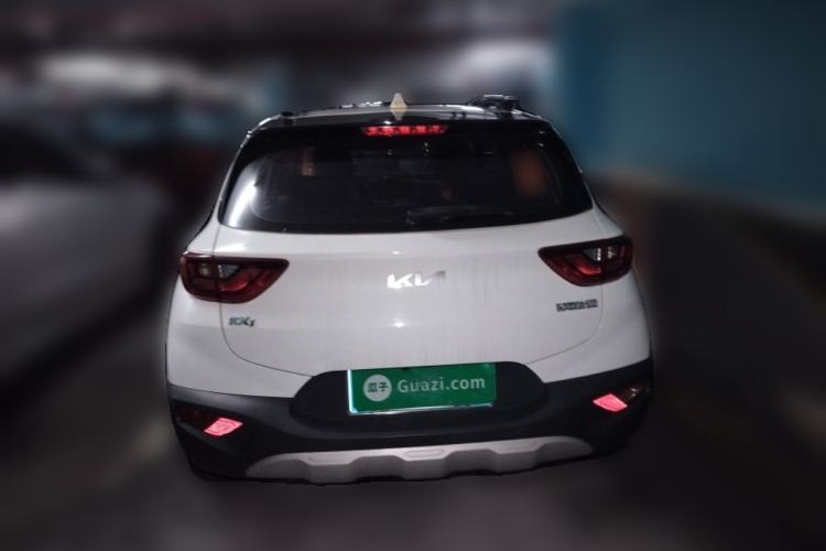 Used Kia kx1 Stonic 2021 1.4L CVT Sunroof Model Rear