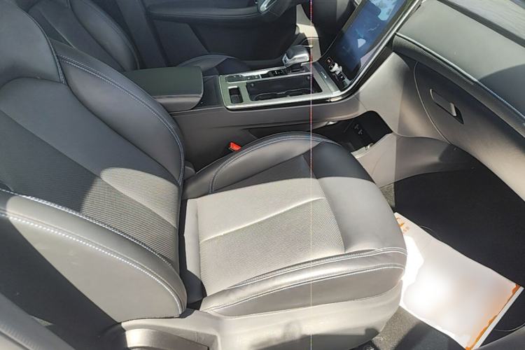 Used Roewe RX5 2022 330TGI Automatic National Style Edition Right Front Seat