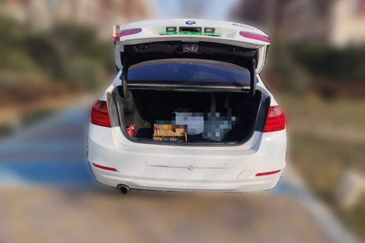 Used BMW 3 Series 2015 320i Luxury Line Stylish Edition