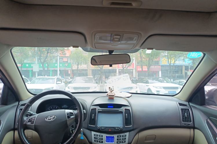 Used Hyundai Celesta 2015 1.6L Automatic Luxury Model
