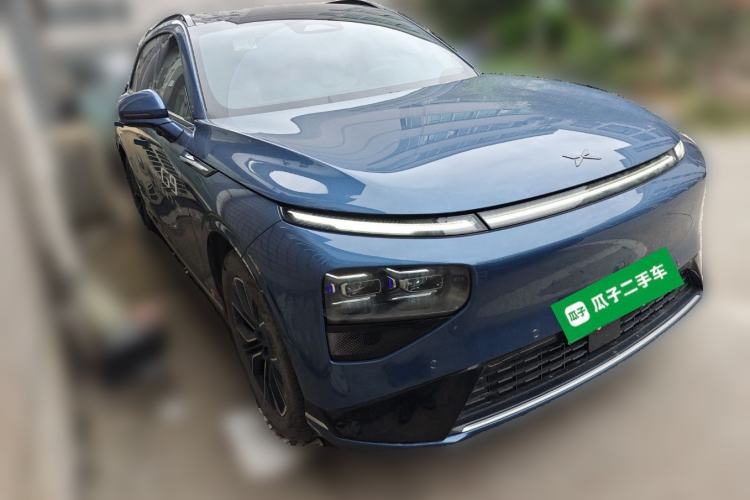 Used XPeng G9 2025 625 Long-Range Max Front Right 45 Deg