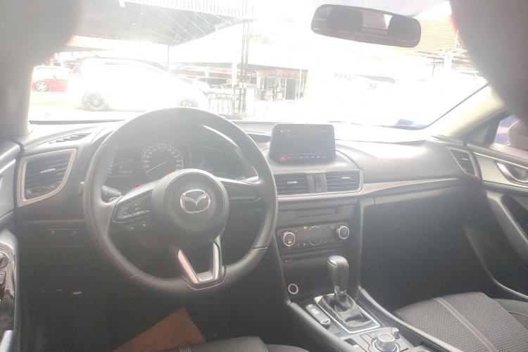 Used Mazda 3 Axela 2017 Hatchback 2.0L Automatic Luxury Model Emission Standard China V Center Console