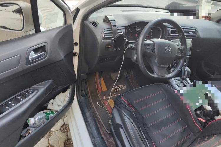 Used Citroen C4 Sega 2016 1.6L Automatic Luxury Model Driver Seat