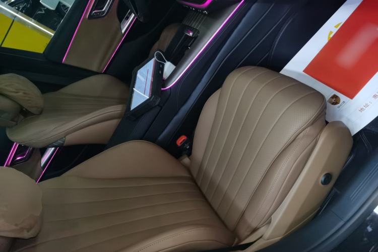 Used Mercedes-Benz E-Class 2025 Facelift E 300 L Luxury Edition