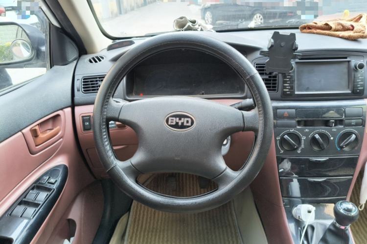 Used BYD F3 2012 Energy-Saving Model 1.5L Manual Comfort Version
