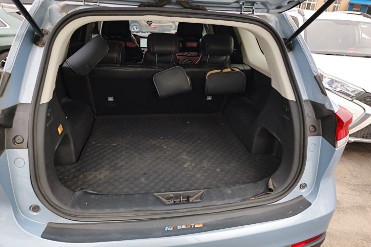 Used CHANGAN OSHAN X7 PLUS 2022 1.5T Blue Whale Edition Automatic Prestige Version Trunk