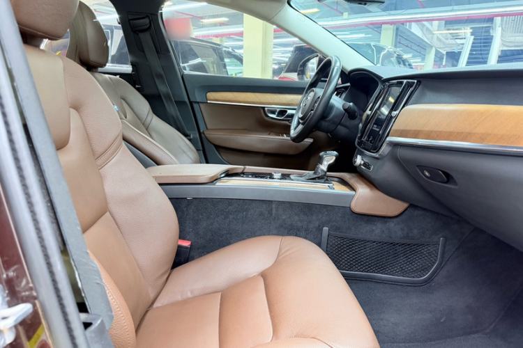 Used Volvo S90 2019 T5 Zhiyuan Edition