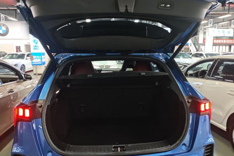 Used Lynk & Co 06 2020 1.5T JinPro model
