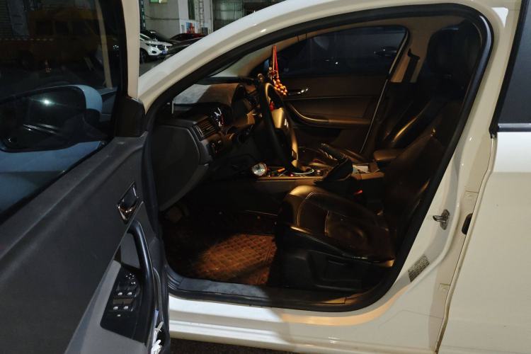 Used Qoros 3 2018 Sedan 1.6L Automatic Luxury Model