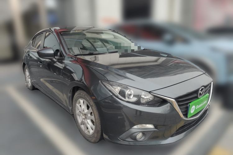 Used Mazda 3 Axela 2016 Sedan 1.5L Automatic Comfort Model