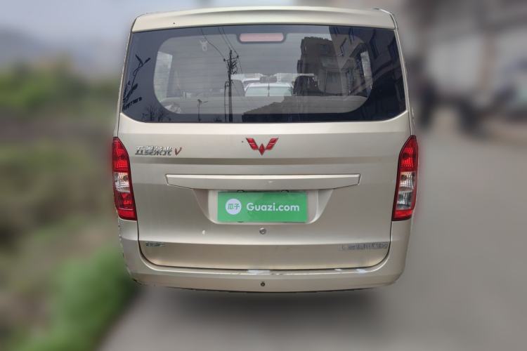 Used Wuling Rongguang V 2016 1.5L Standard Version Rear