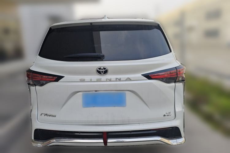 Used Toyota SIENNA 2024 2.5L Hybrid Comfort Edition Rear